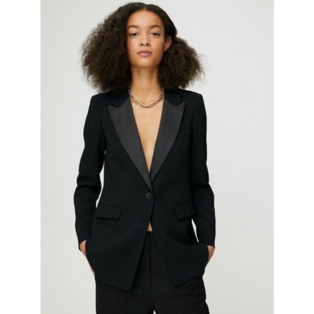 Aritzia Babaton Yates Black Tuxedo Blazer